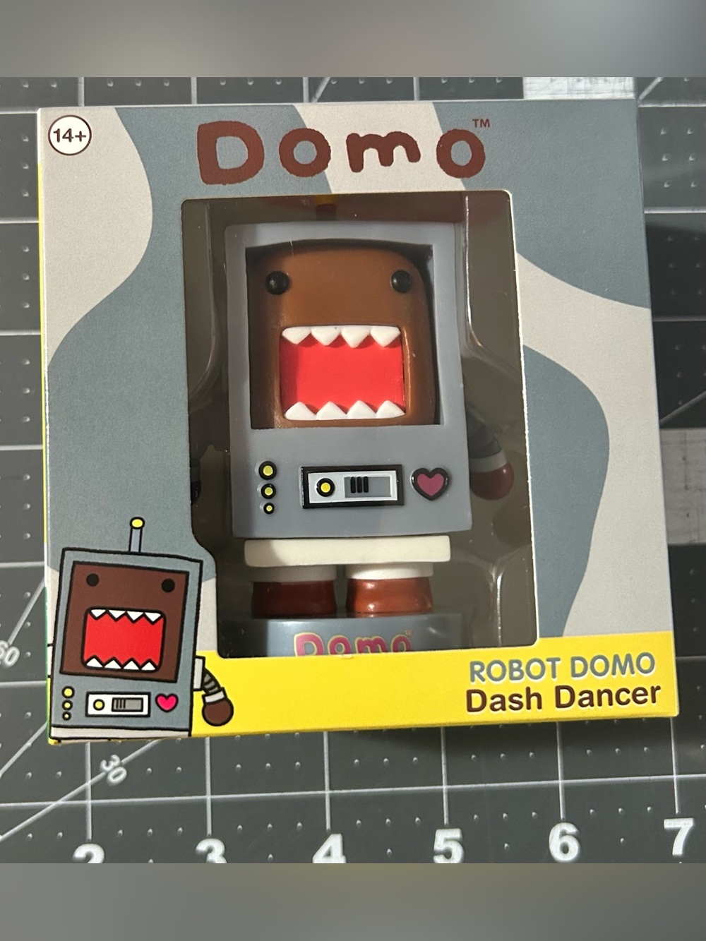 Robot Domo Dash Dancer Action Figure Toy Domo-Kun New in Box
